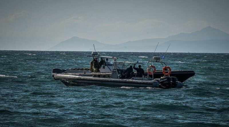 Συναγερμός στο Αιγαίο: Σκάφος του Λιμενικού συγκρούστηκε με τουρκικό αλιευτικό – Ψάρευε εντός των ελληνικών υδάτων