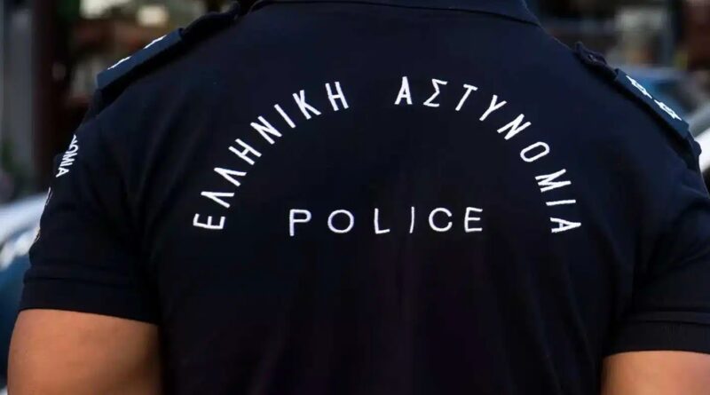 Αστυνομικός πλάκωσε στο ξύλο τη σύζυγο και τον εραστή της – Τους «τσάκωσε»