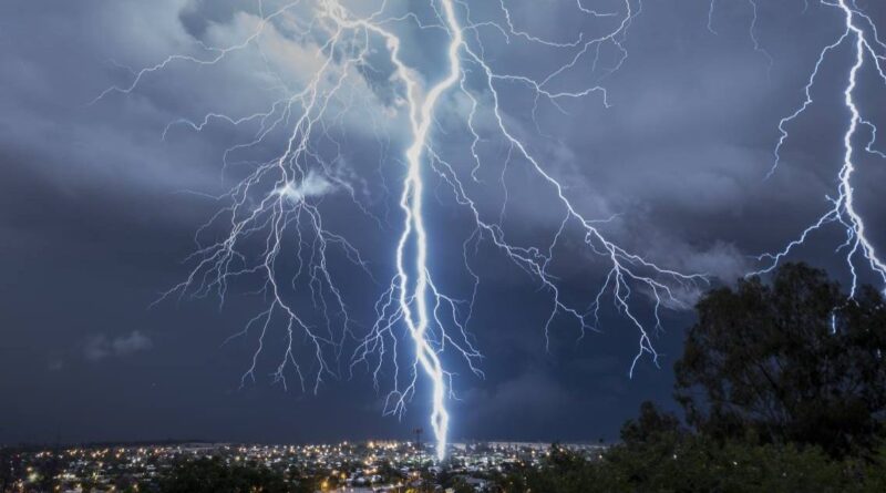 Προειδοποίηση από Τσατραφύλλια: Έρχεται τις επόμενες ώρες χαλάζι και καταιγίδες – Που θα «χτυπήσει»